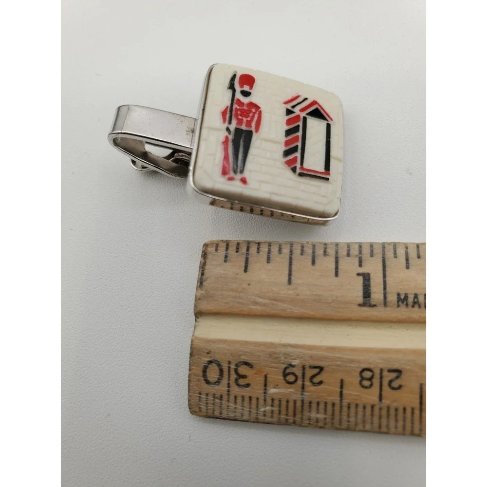 Vtg British Royal Guard Buckingham Palace Men Cufflinks Tie Clip